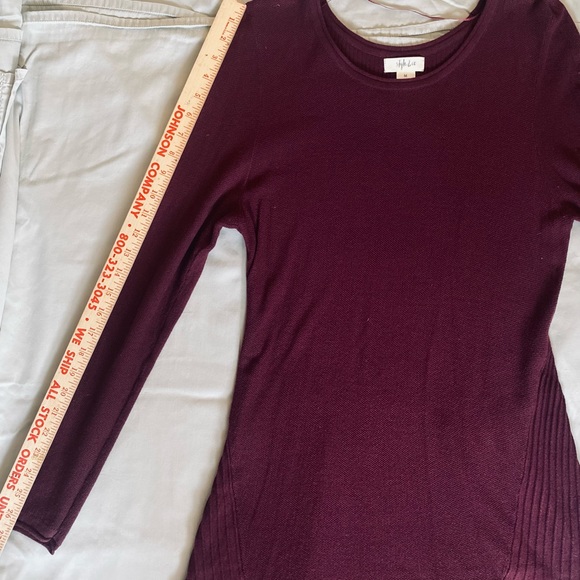 Light Weight Soft Knit TUNIC ~Wine ~Medium ~Macy's ~Hi-Lo Hem, Holiday, Romantic - Picture 6 of 11